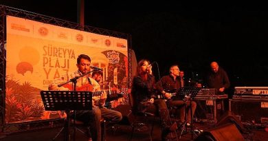 Maltepe Süreyya Plajı’nda Güzün Son Ezgisi
