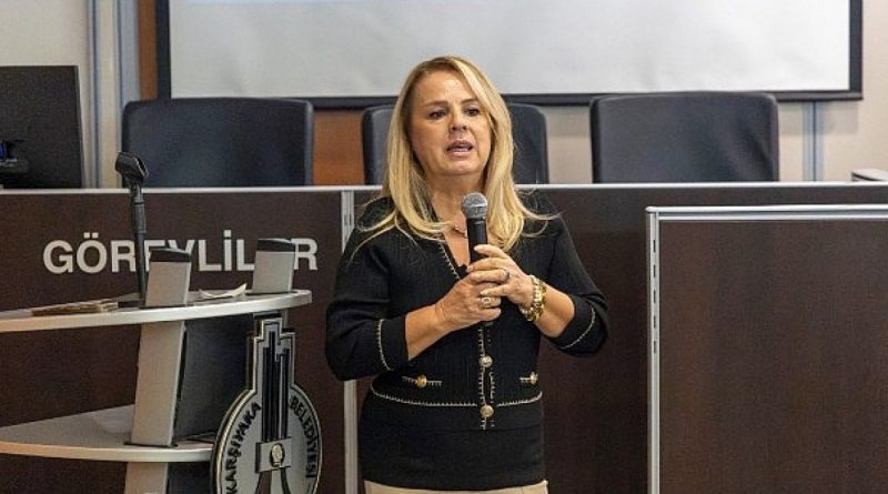 Karşıyaka’da kentsel dönüşüm sektör temsilcileriyle ele alındı